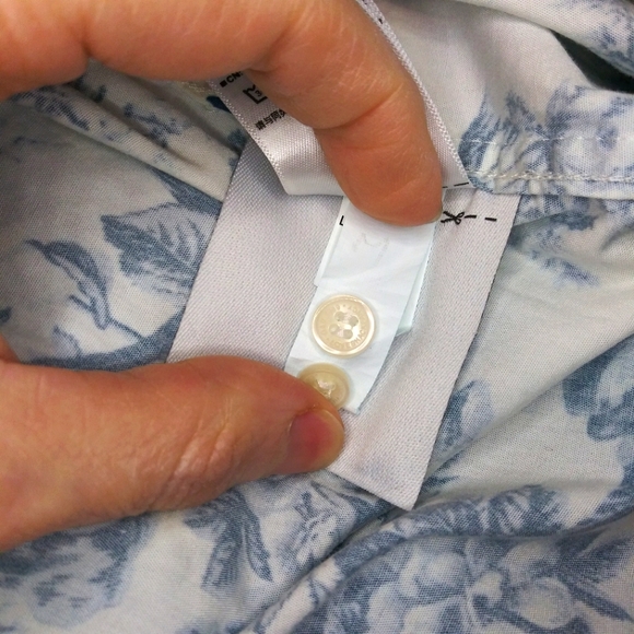 Gap x LoveShackFancy White & Blue Rose Floral Cottage Core Print Cropped Shirt - Picture 10 of 13